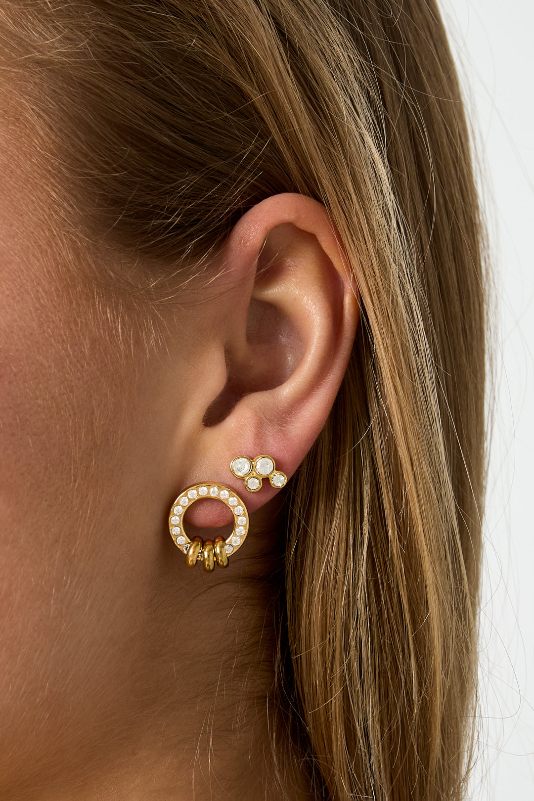 Oorbellen met ronde steentjes