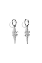 Elegant Animal-Inspired Drop Earrings for Everyday Glam