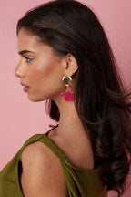 Ronde oorbellen met hangende bloem