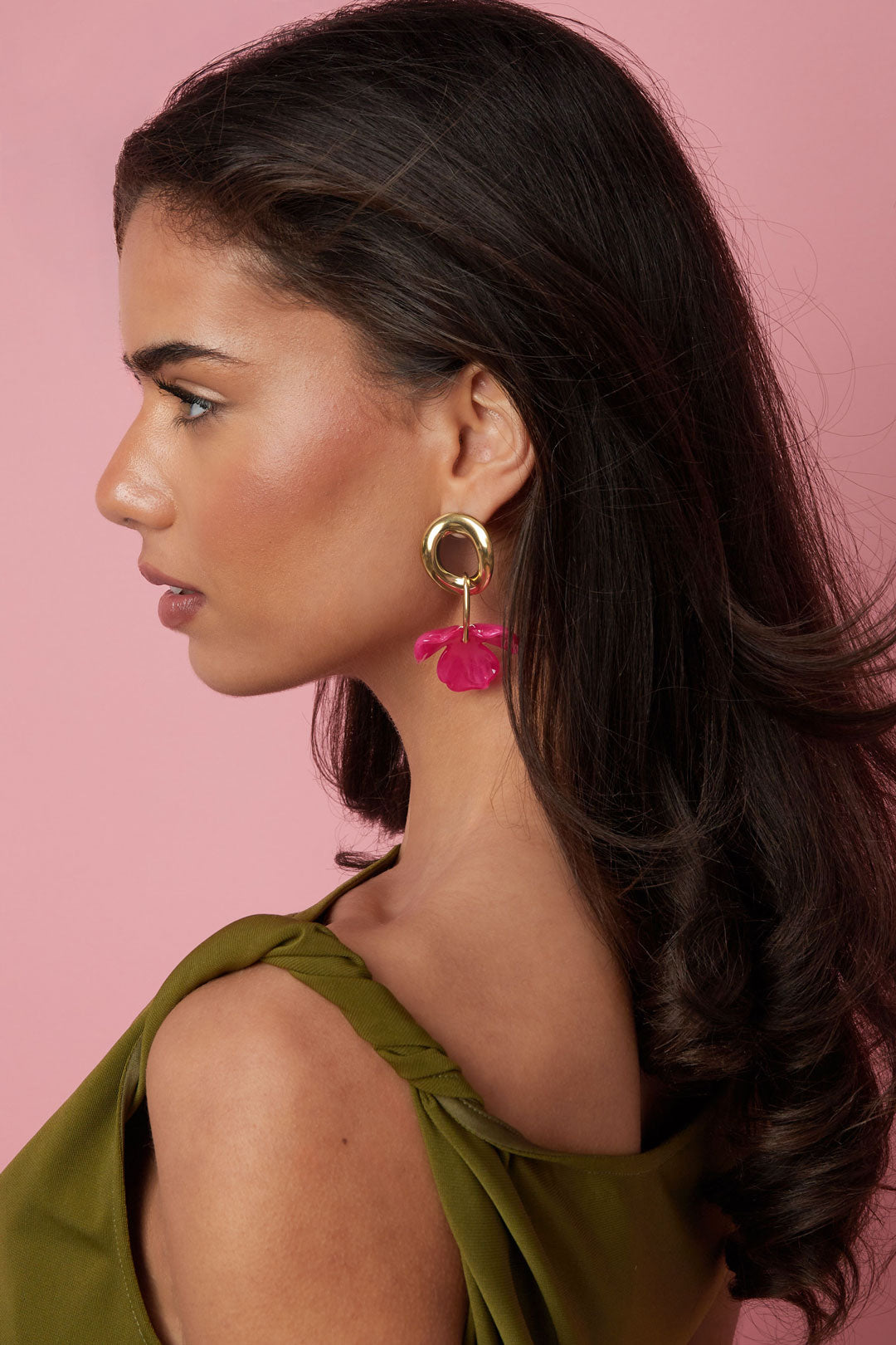 Ronde oorbellen met hangende bloem