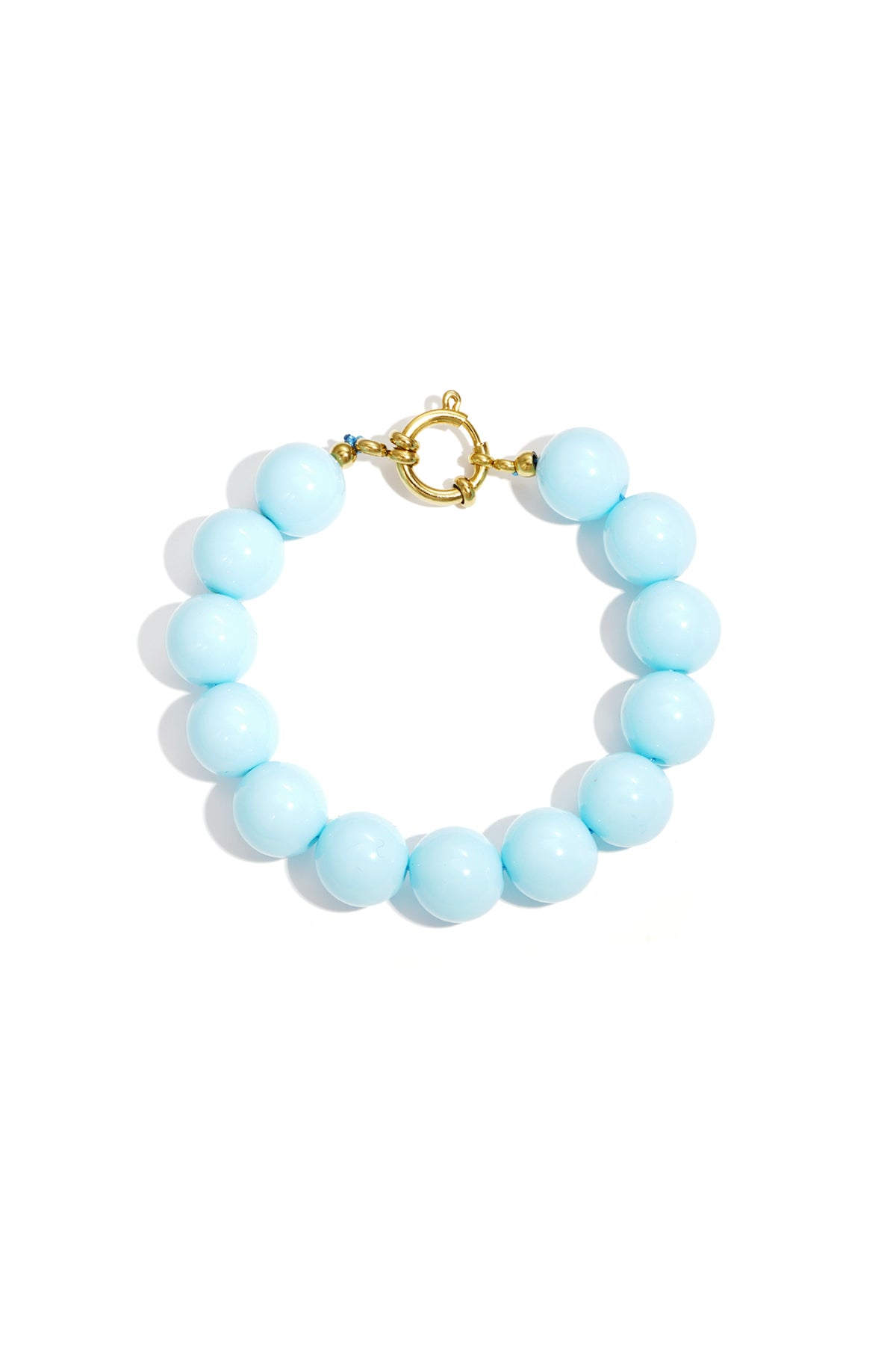 Armband met grote kralen en sluiting aan de voorkant - licht blauw
